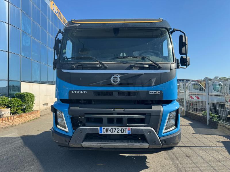 Tracteur Volvo FMX 450