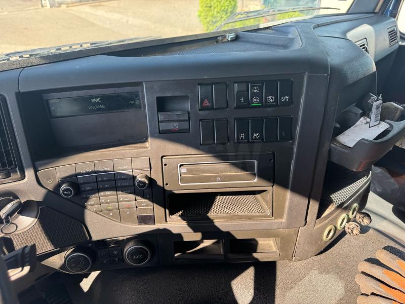 Tracteur Volvo FMX 450