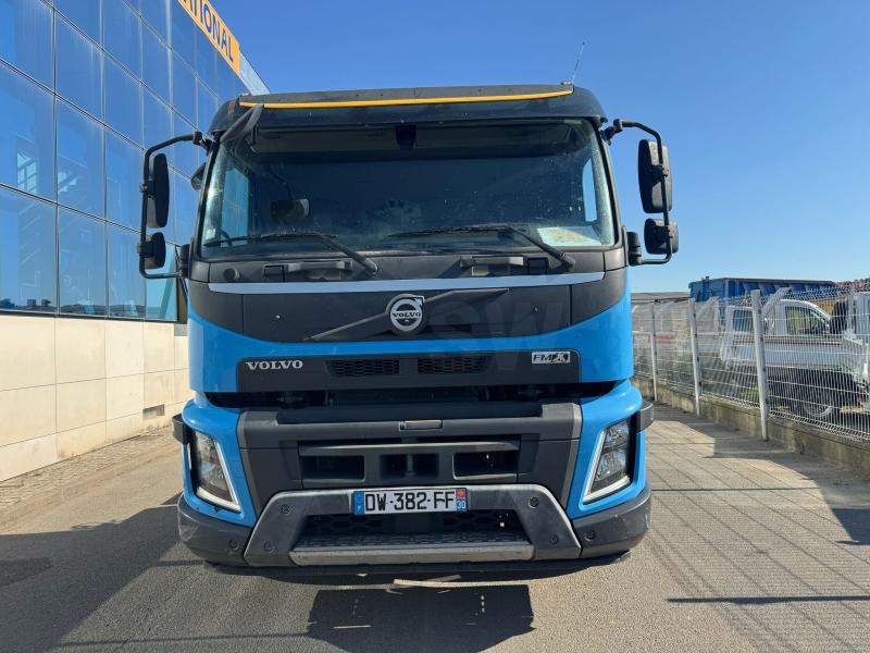 Tracteur Volvo FMX 450