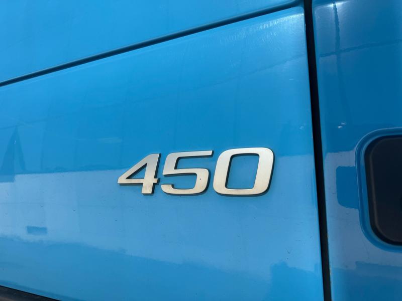Tracteur Volvo FMX 450