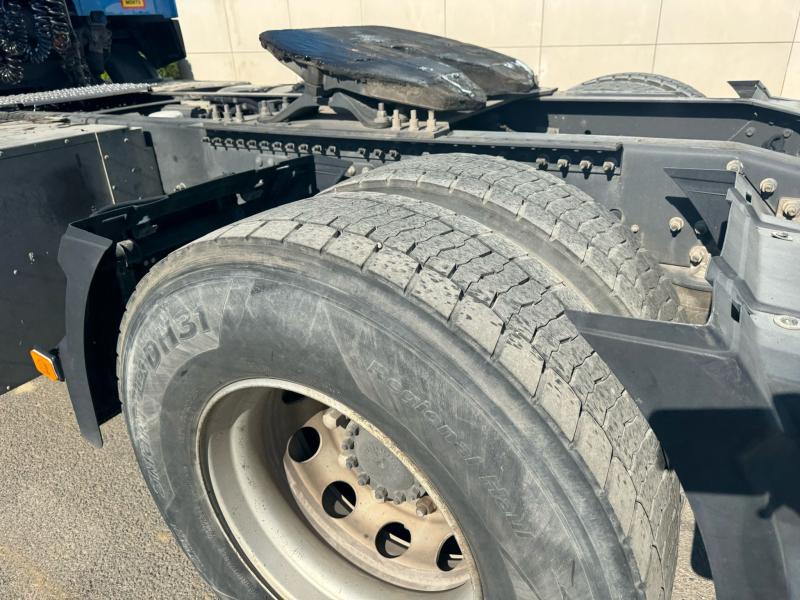 Tracteur Volvo FMX 450