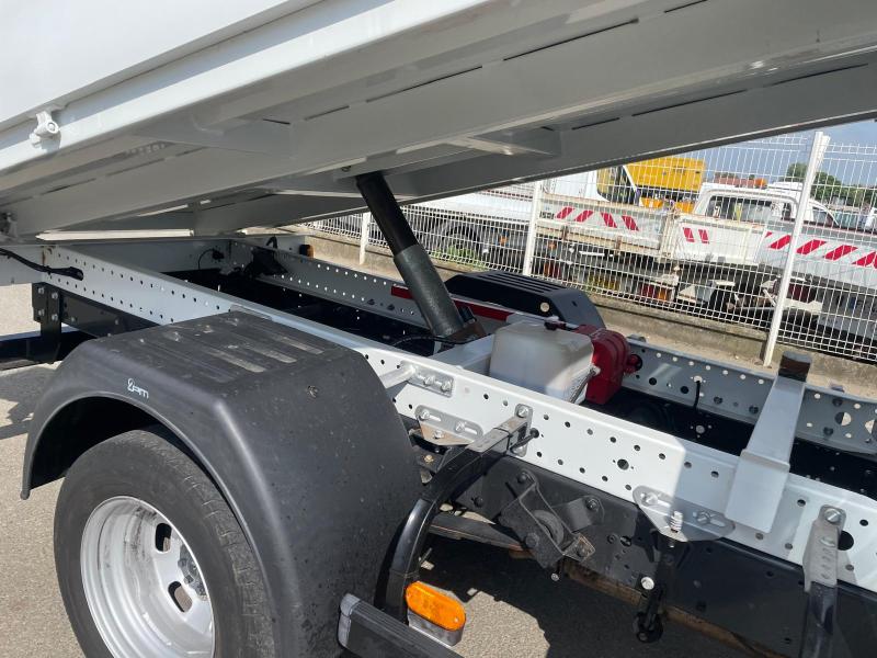 Utilitaire Iveco Daily 35 140 Benne Benne arrière