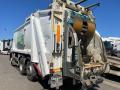 Engin de voirie Renault D-Series Camion benne à ordures ménagères