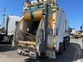 Engin de voirie Renault D-Series Camion benne à ordures ménagères
