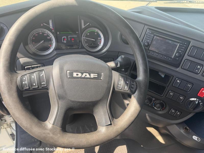 Photo DAF XF105 510 image 17/18