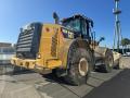 Chargeuse Caterpillar 966M Chargeuse sur pneus