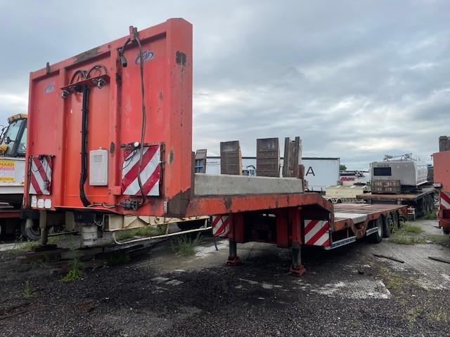 Semi-remorque Trax Porte engins