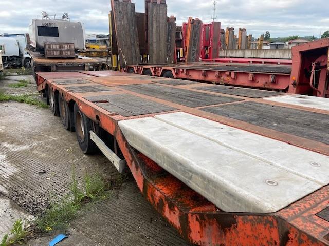 Semi-remorque Trax Porte engins