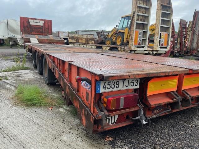 Semi-remorque Trax Porte engins