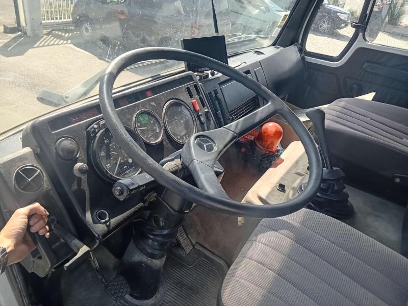 Camion Mercedes 1414 Benne Benne arrière