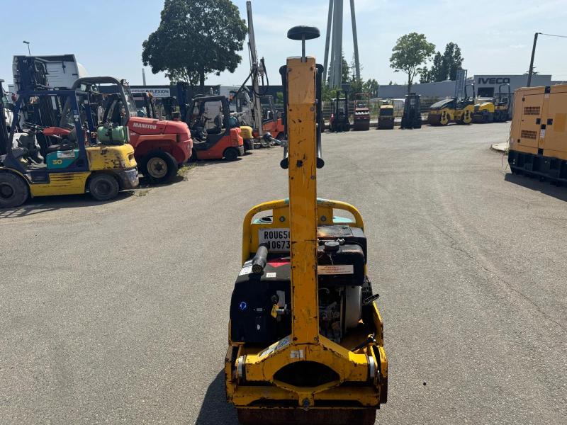 Compacteur Ammann ARW 65 1D42 Compacteur à main Rouleau vibrant