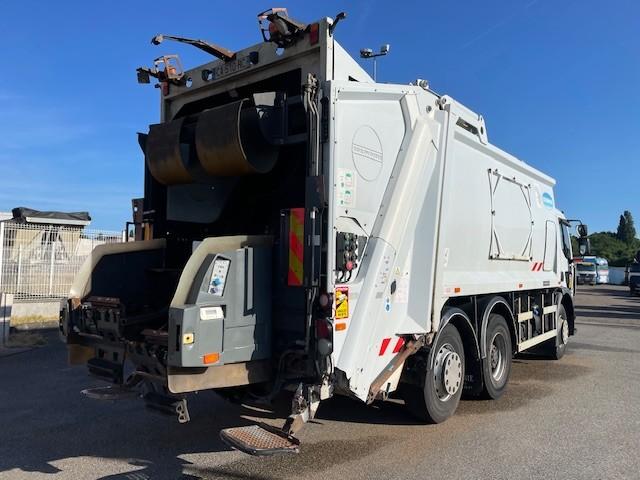 Engin de voirie Renault Premium 310 DXI Camion benne à ordures ménagères