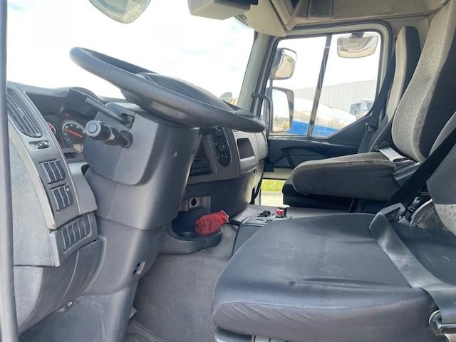 Engin de voirie Renault Premium 320 DXI Camion benne à ordures ménagères