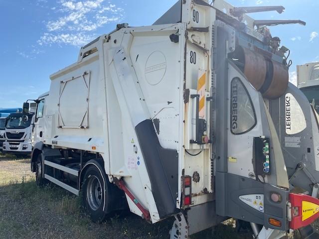 Engin de voirie MAN TGM 18.250 Camion benne à ordures ménagères