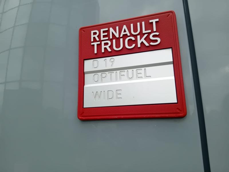 Camion Renault Gamme D 280.19 Fourgon