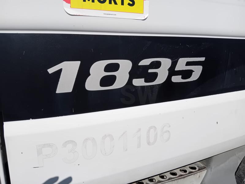 Tracteur Mercedes Actros 1835