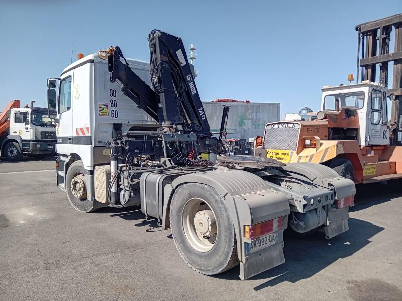 Tracteur Mercedes Actros 1835