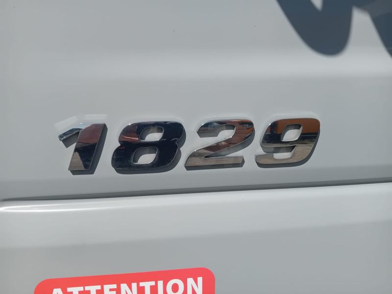 Camion Mercedes Axor 1829 Fourgon