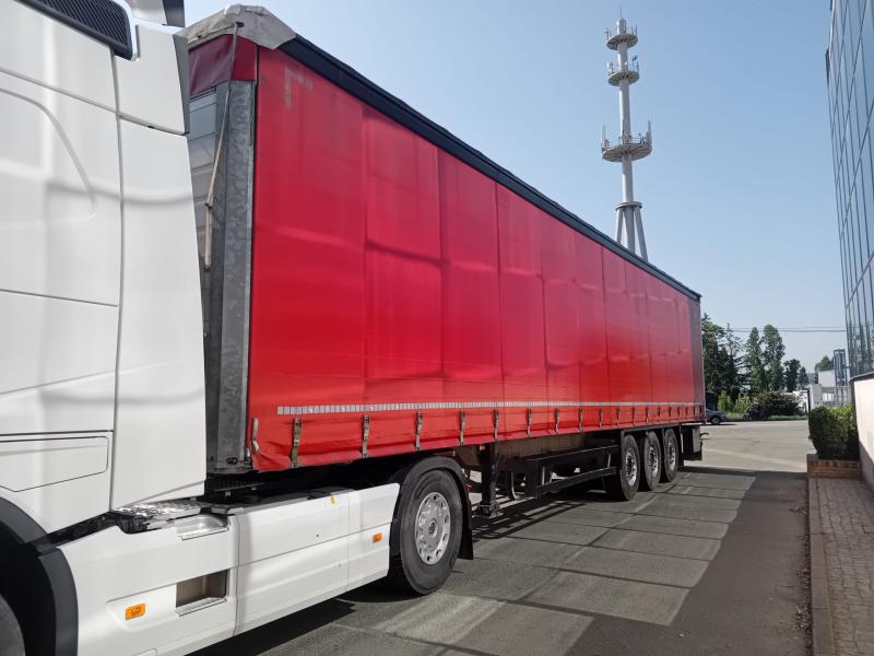 Semi-remorque Schmitz Cargobull Rideaux coulissants PLSC