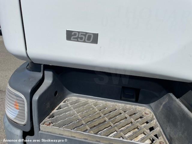 Photo Renault Premium 250 image 7/13