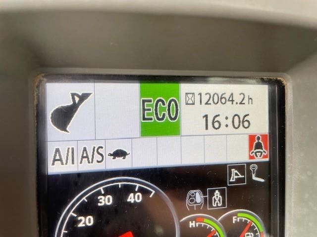 Pelle Hitachi ZX140W-5B Pelle sur pneus