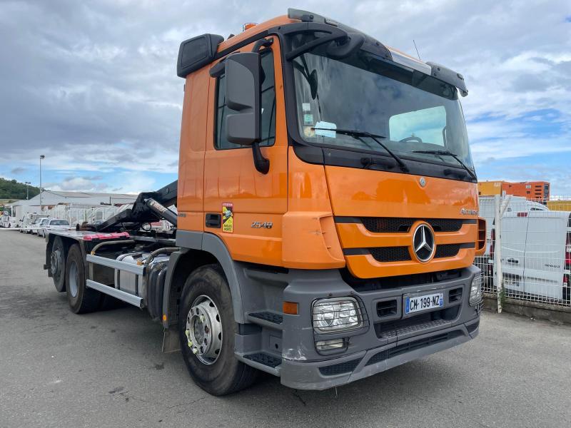 Camion Mercedes Actros 2548 Polybenne