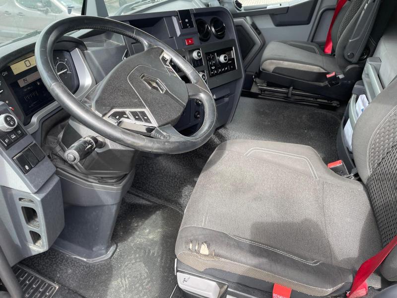Tracteur Renault Gamme T 520