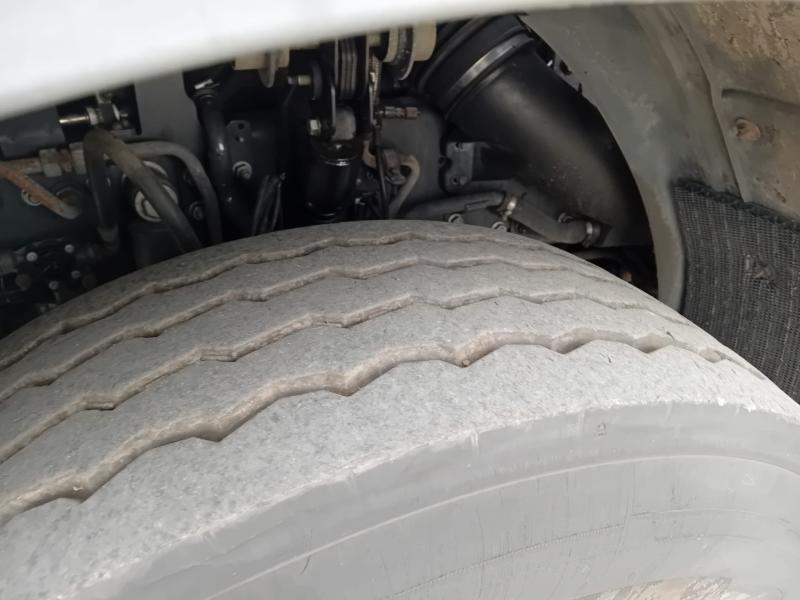 Engin de voirie Renault D26 Camion benne à ordures ménagères