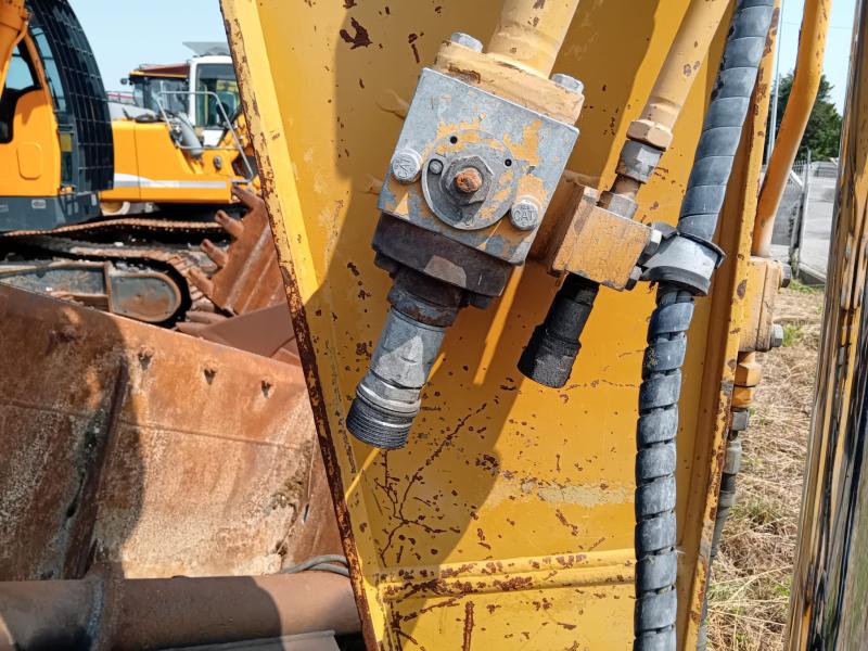 Pelle Caterpillar 320EL Pelle sur chenilles