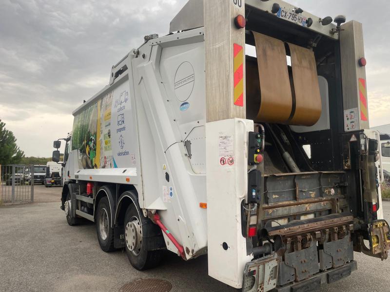 Engin de voirie Renault Premium 310 DXI Camion benne à ordures ménagères