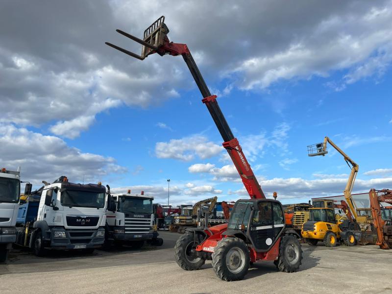 Chariot à mât rétractable Manitou MT932