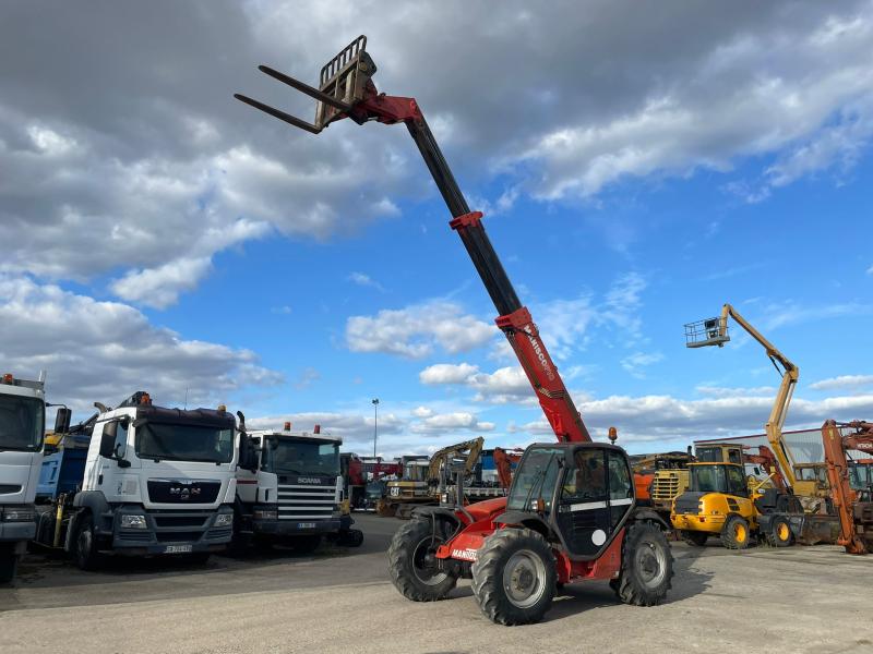 Chariot à mât rétractable Manitou MT932