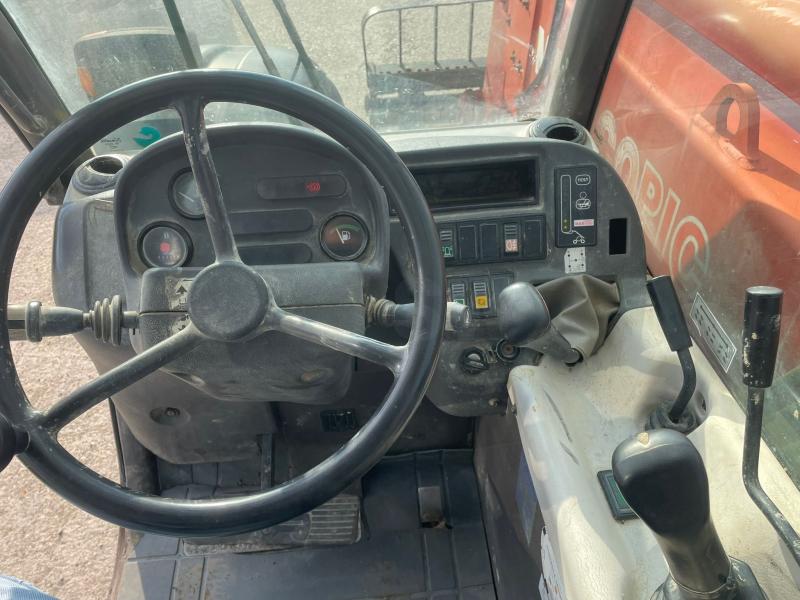 Chariot à mât rétractable Manitou MT932