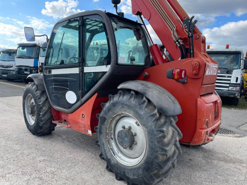 Chariot à mât rétractable Manitou MT932