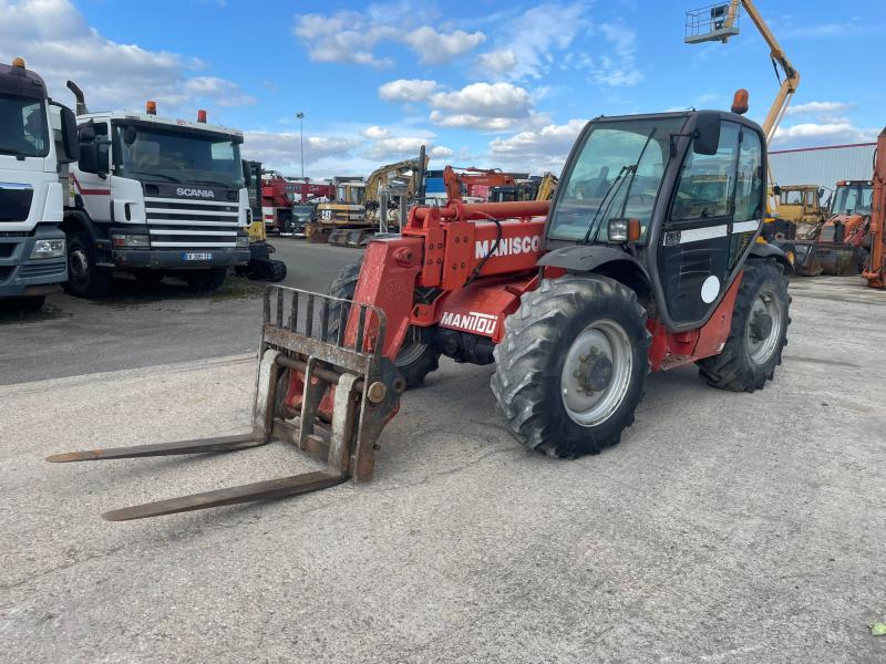 Chariot à mât rétractable Manitou MT932