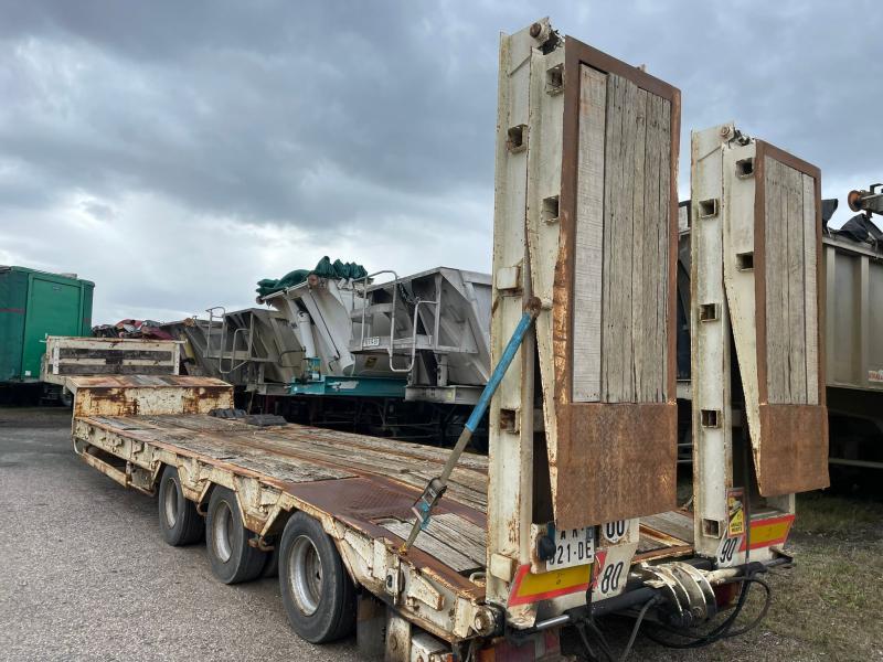 Semi-remorque Verem Porte engins