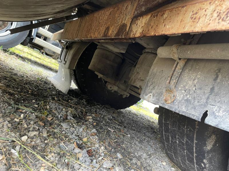 Engin de voirie Renault D-Series 19 Wide Camion benne à ordures ménagères