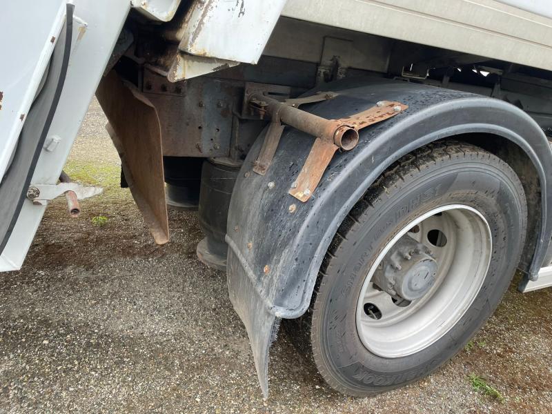 Engin de voirie Renault Midlum 280.18 DXI Camion benne à ordures ménagères