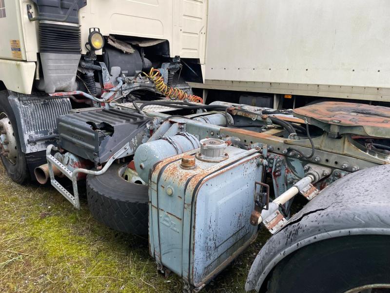 Tracteur Volvo FH12 380