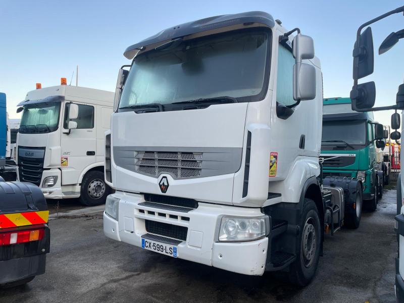Tracteur Renault Lander