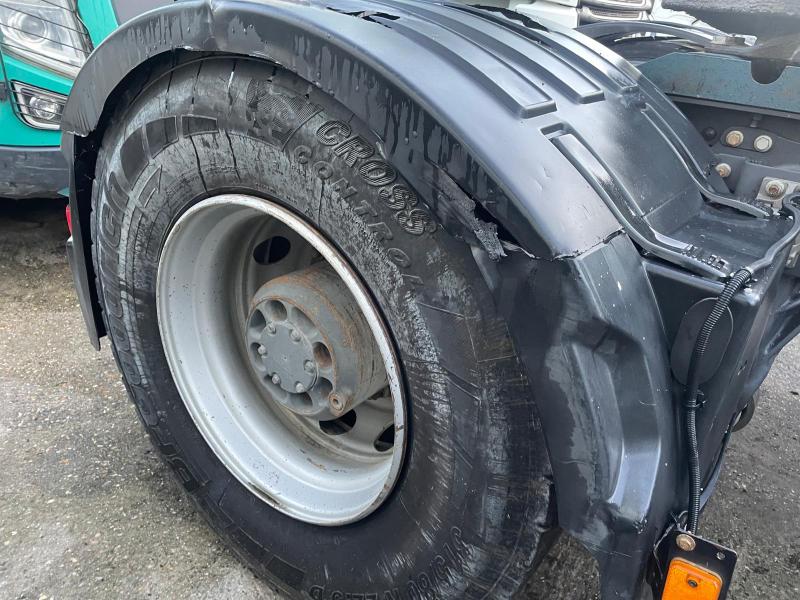 Tracteur Renault Lander
