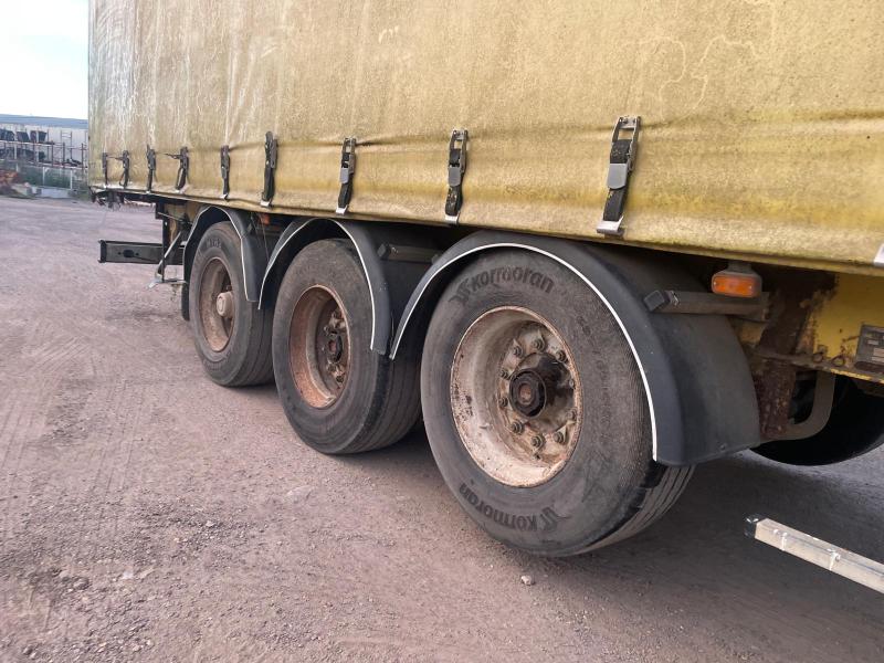 Semi-remorque Fruehauf Rideaux coulissants PLSC