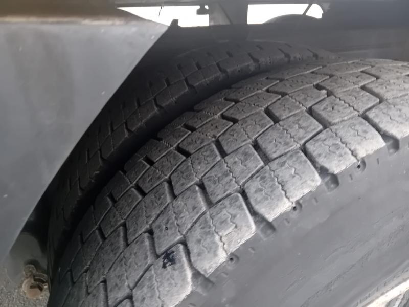 Engin de voirie Renault Premium 320.19 DCI Camion benne à ordures ménagères