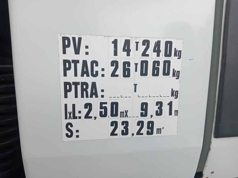 Engin de voirie Renault Premium 320.19 DCI Camion benne à ordures ménagères
