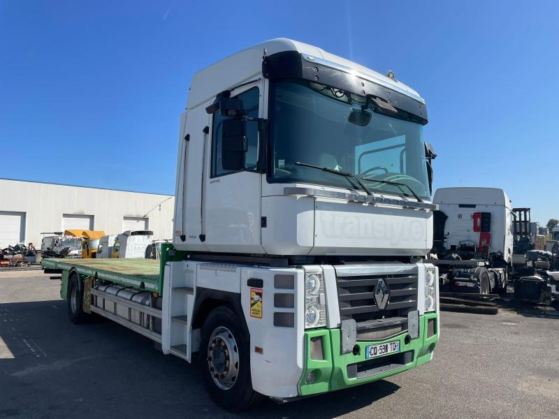 Camion Renault Magnum 440 DXI Plateau