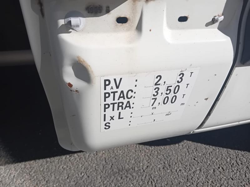 Utilitaire Iveco 35C14HPI Véhicules spéciaux Dépanneuse