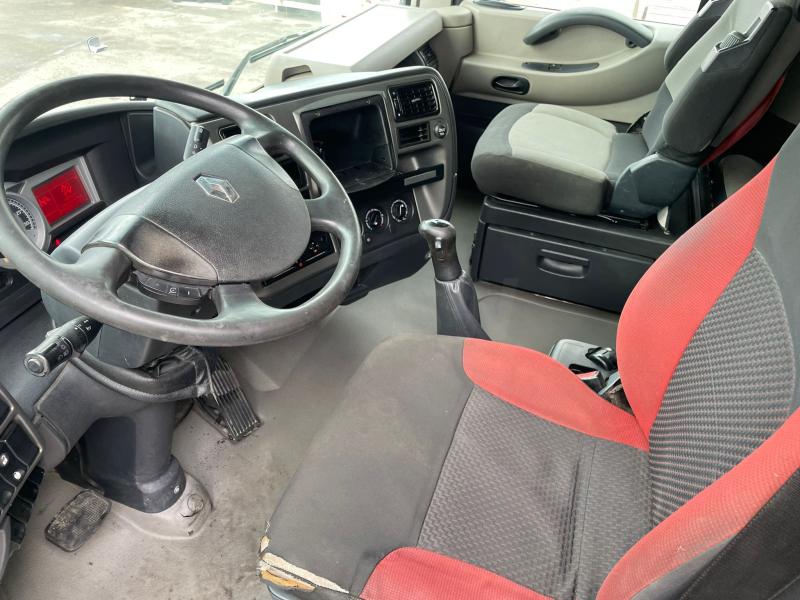 Camion Renault Magnum 440 DXI Plateau