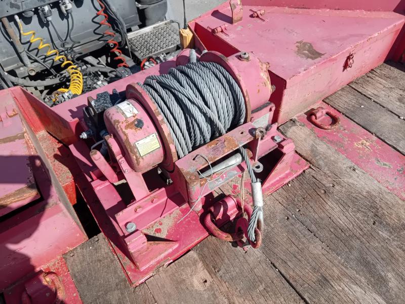 Semi-remorque Castera Porte engins
