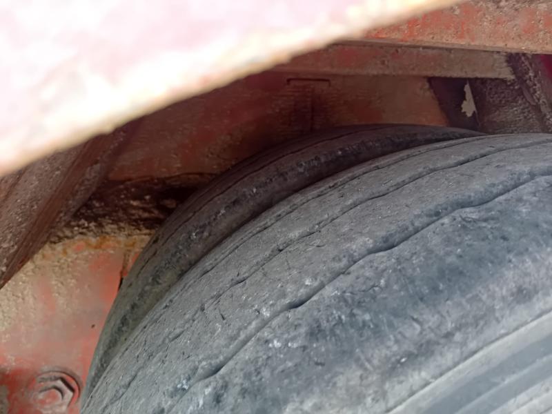 Semi-remorque Castera Porte engins