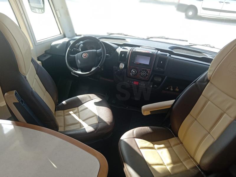 Utilitaire Rapido design edition Véhicules spéciaux Camping car